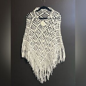 BOHO DREAM Handmade Vintage 🧶Crocheted Poncho GRANNY Shawl IvoryFlower Festival